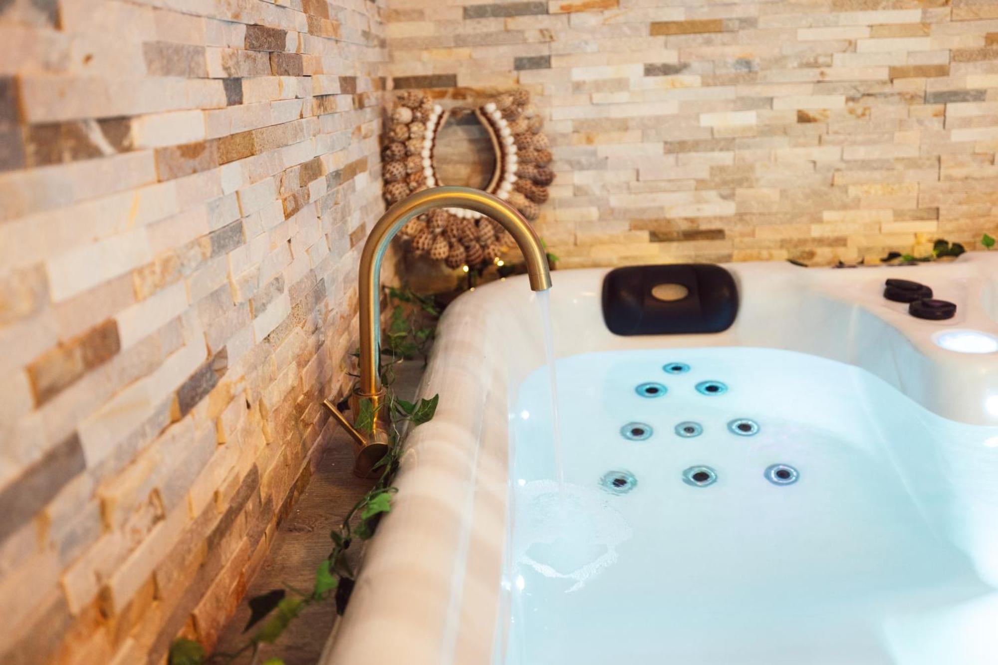 Suite And Spa La Perla Bianca Grabels Ngoại thất bức ảnh